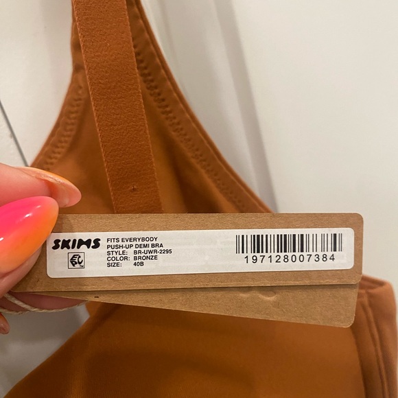 Bronze Skims Push-Up Bra, Size 40B - Picture 2 of 2